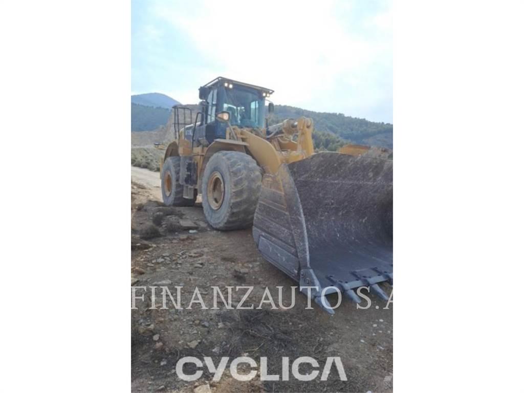 CAT 972K Колесни товарачи