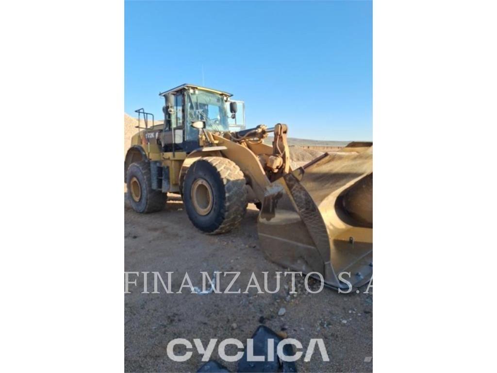 CAT 972K Колесни товарачи