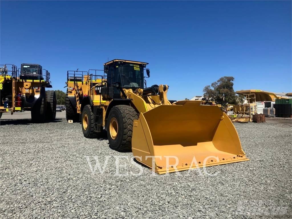 CAT 972M Колесни товарачи