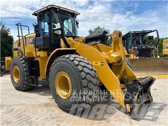 CAT 972M Колесни товарачи