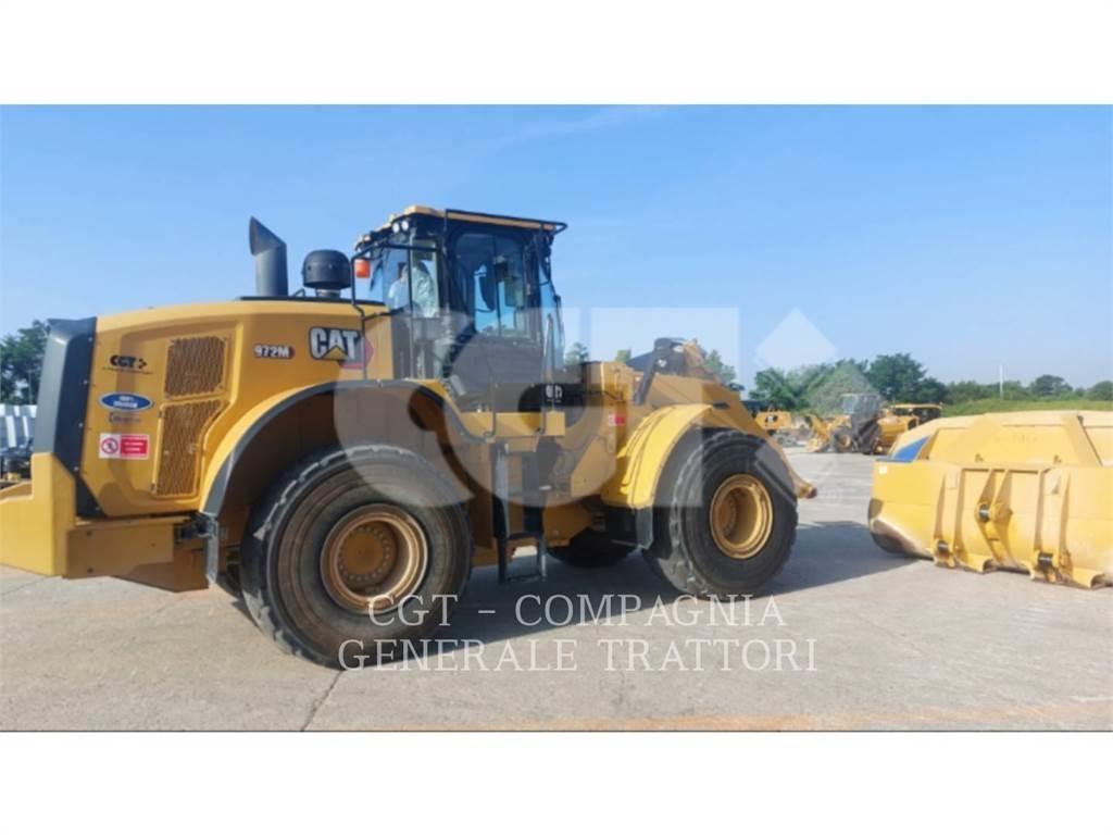 CAT 972M Колесни товарачи