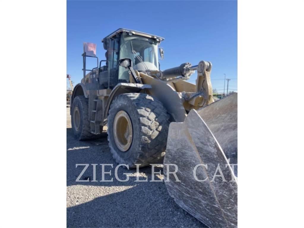 CAT 972M Колесни товарачи