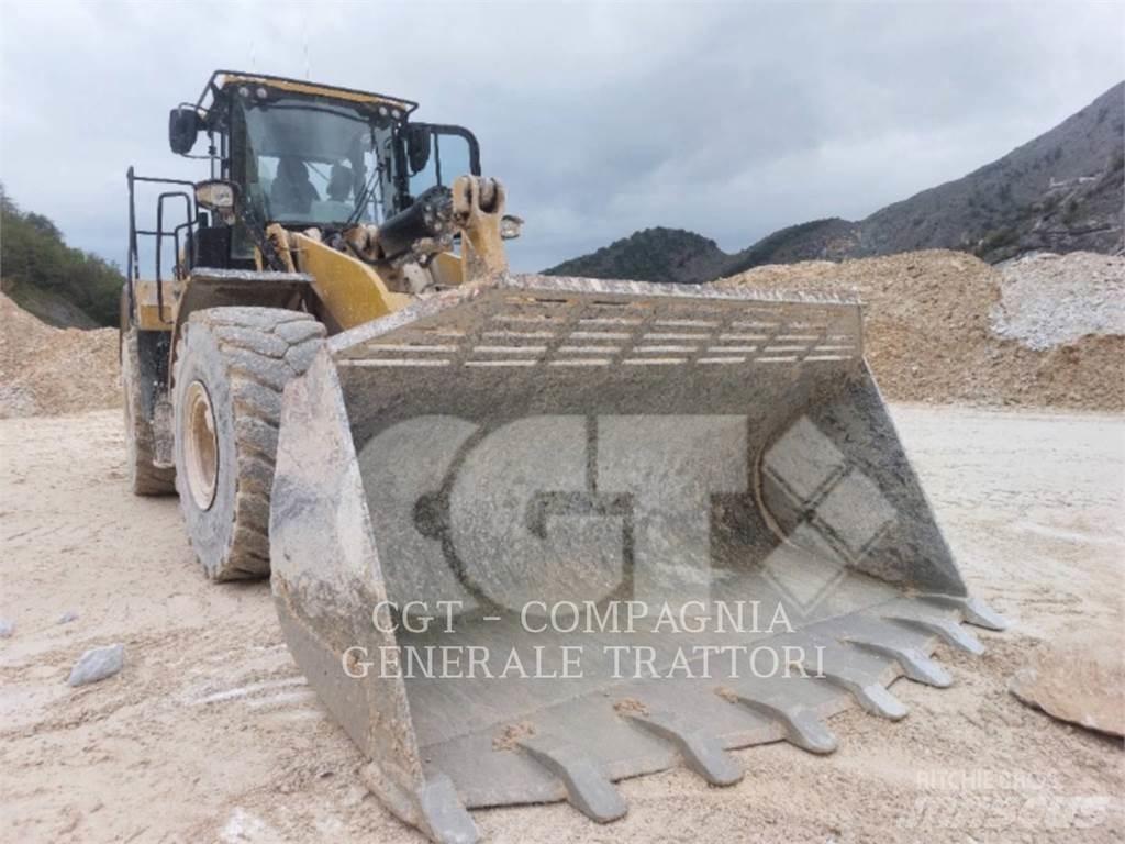 CAT 972M Колесни товарачи