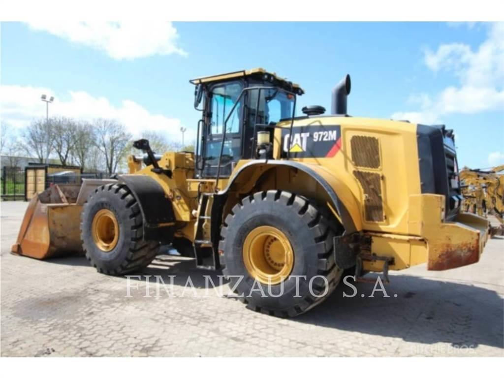 CAT 972M Колесни товарачи