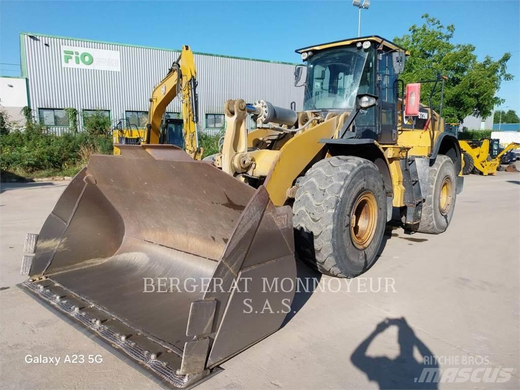 CAT 972M Колесни товарачи