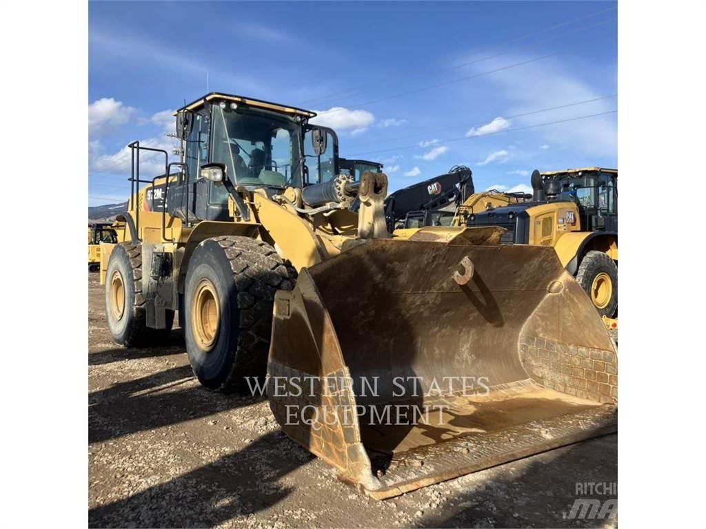 CAT 972M Колесни товарачи