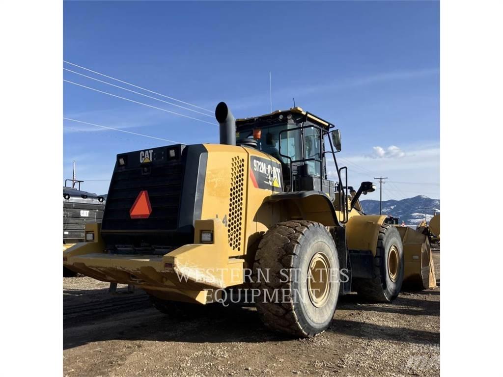 CAT 972M Колесни товарачи