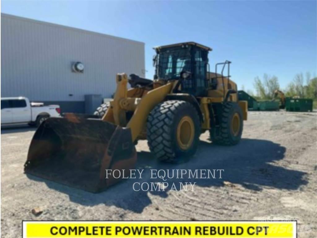 CAT 972M Колесни товарачи