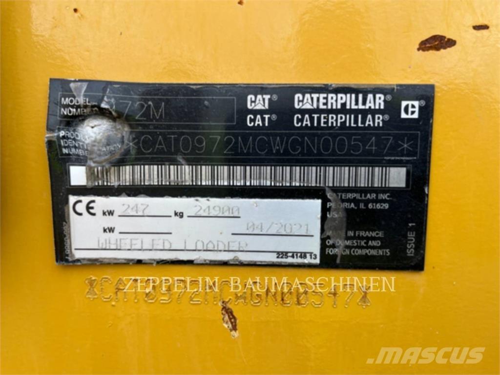 CAT 972M Колесни товарачи