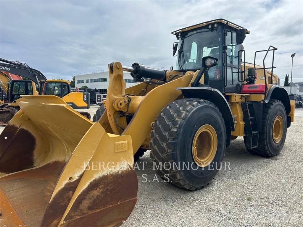 CAT 972M XE Колесни товарачи