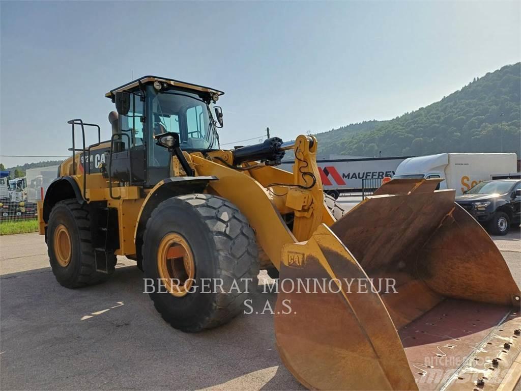 CAT 972M XE Колесни товарачи