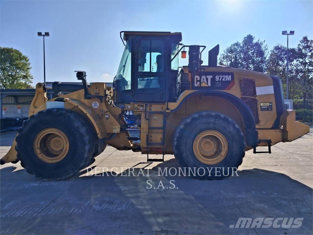 CAT 972M XE Колесни товарачи
