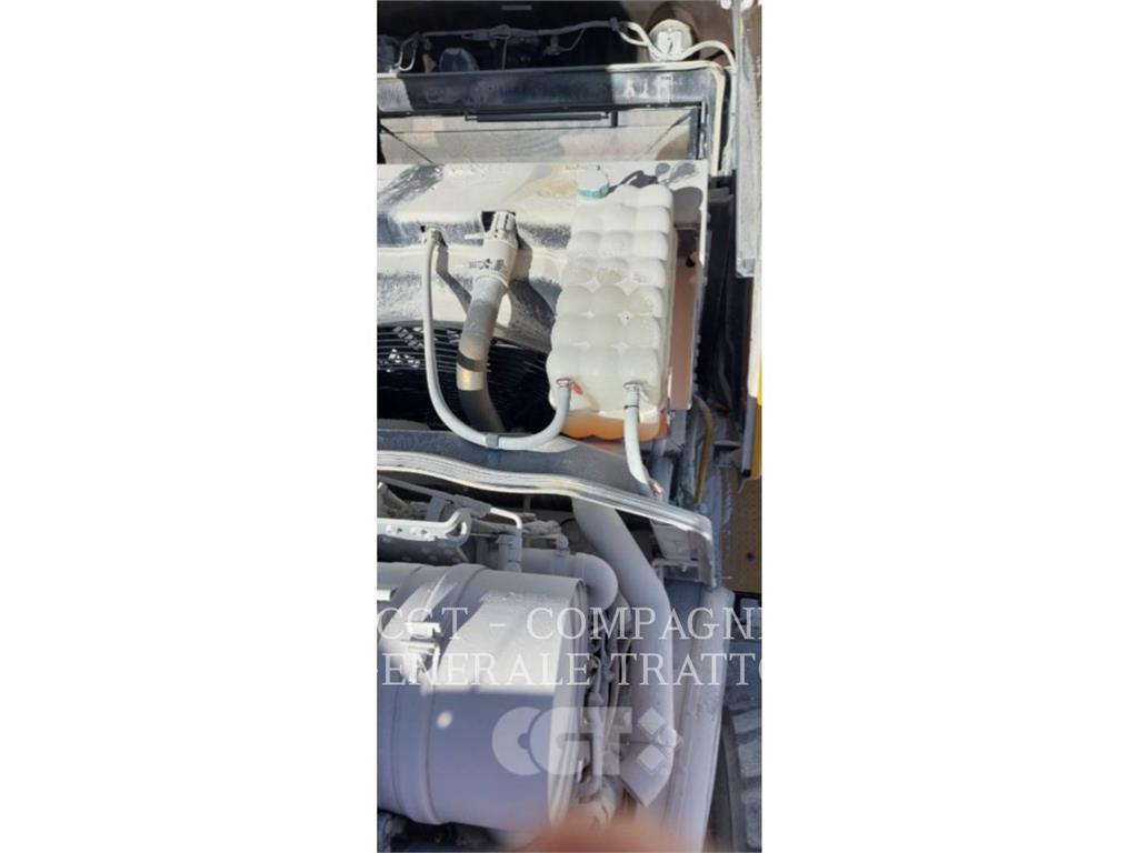 CAT 972M XE Колесни товарачи