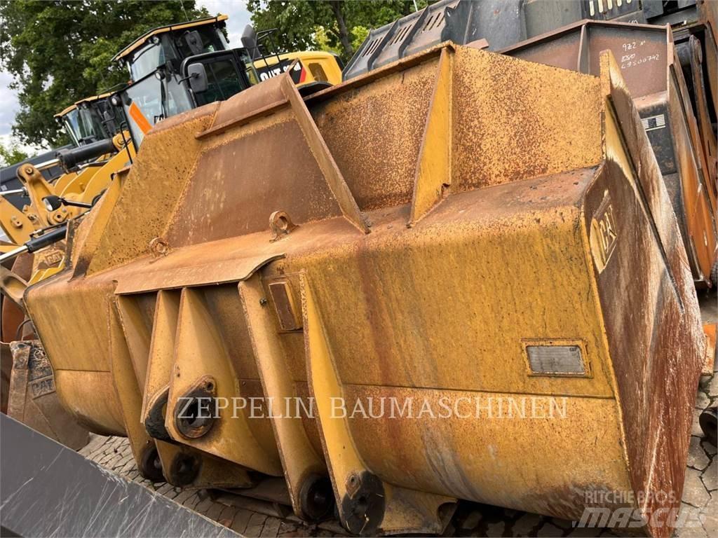 CAT 972MXE Колесни товарачи
