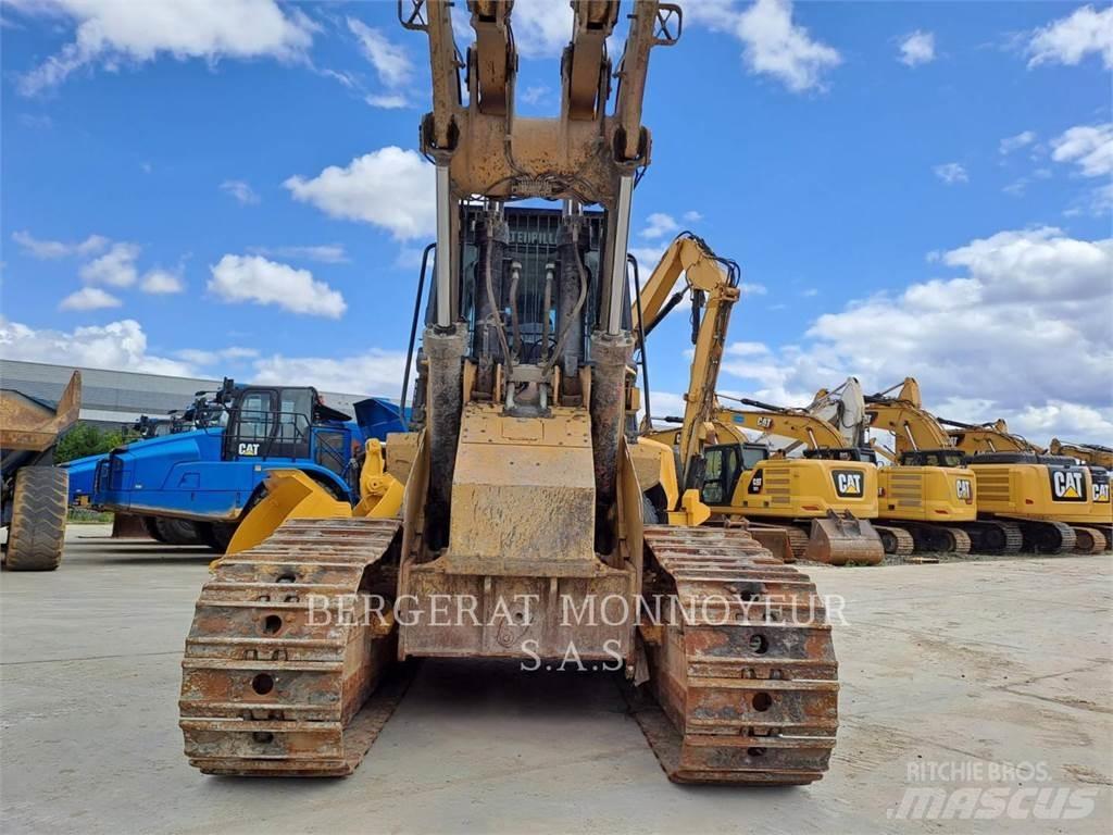 CAT 973K Верижен товарач