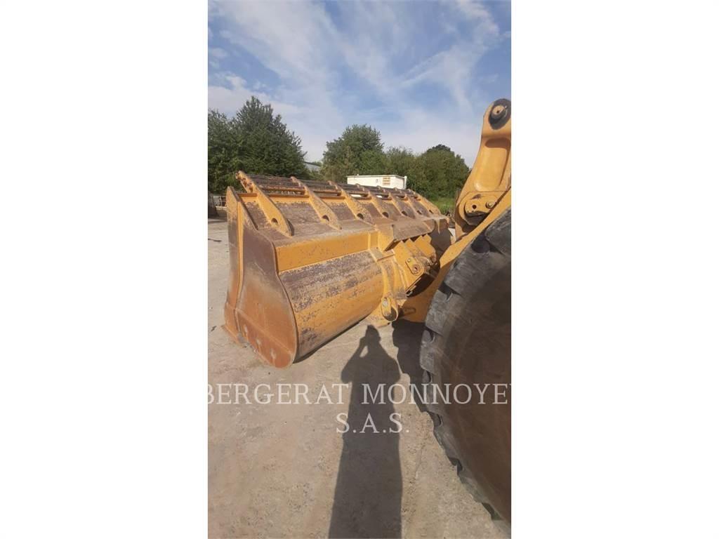 CAT 980 Колесни товарачи