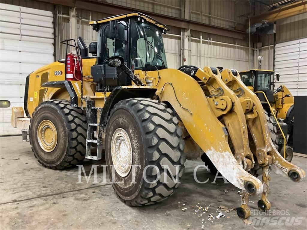 CAT 980 Колесни товарачи