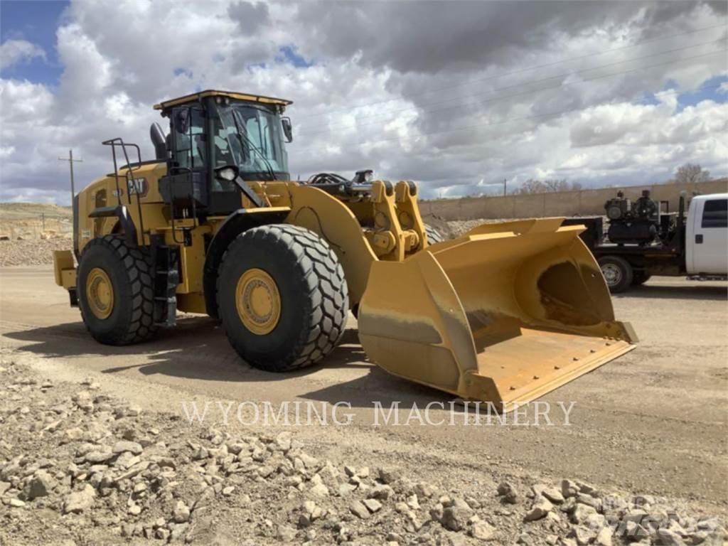 CAT 980 Колесни товарачи