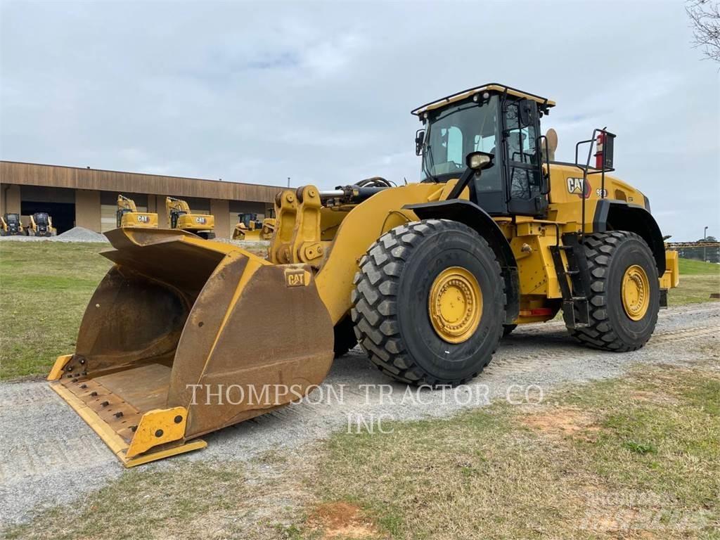 CAT 980 Колесни товарачи