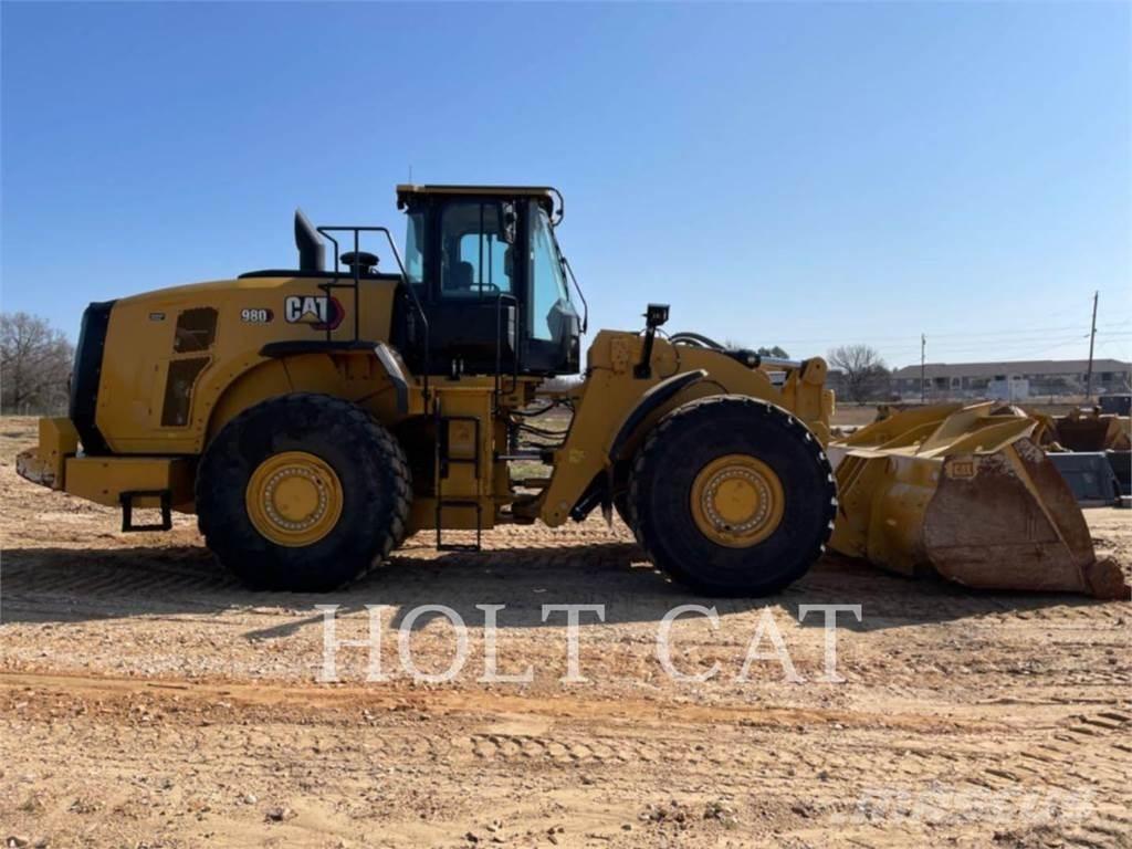 CAT 980 Колесни товарачи