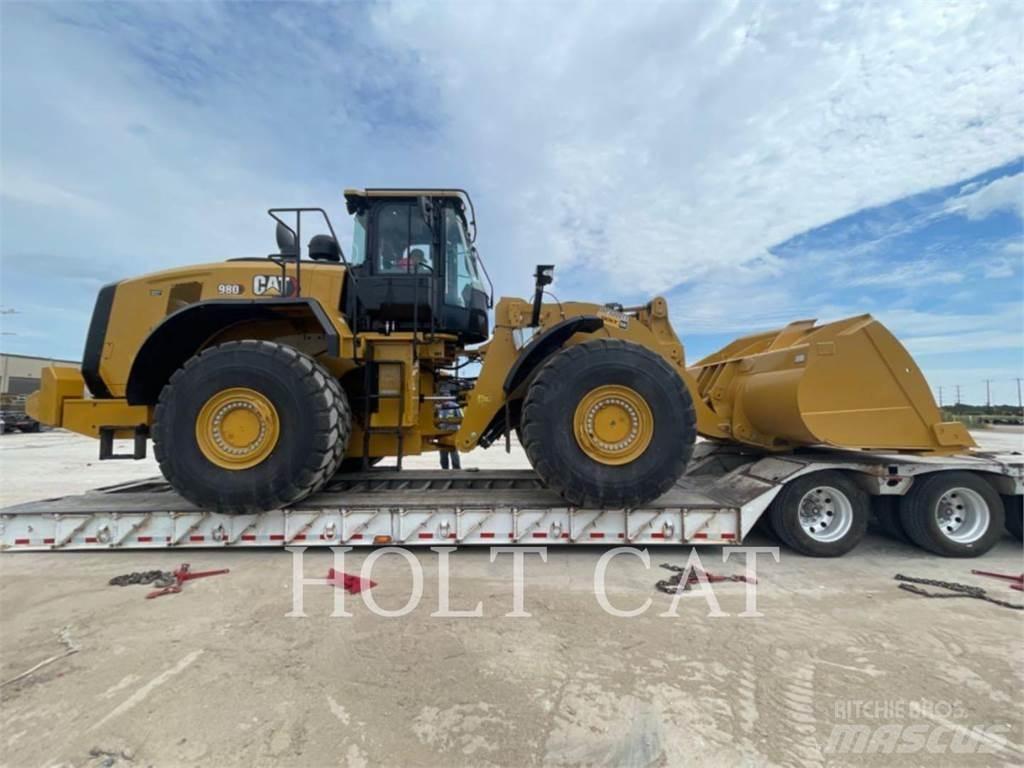 CAT 980 Колесни товарачи