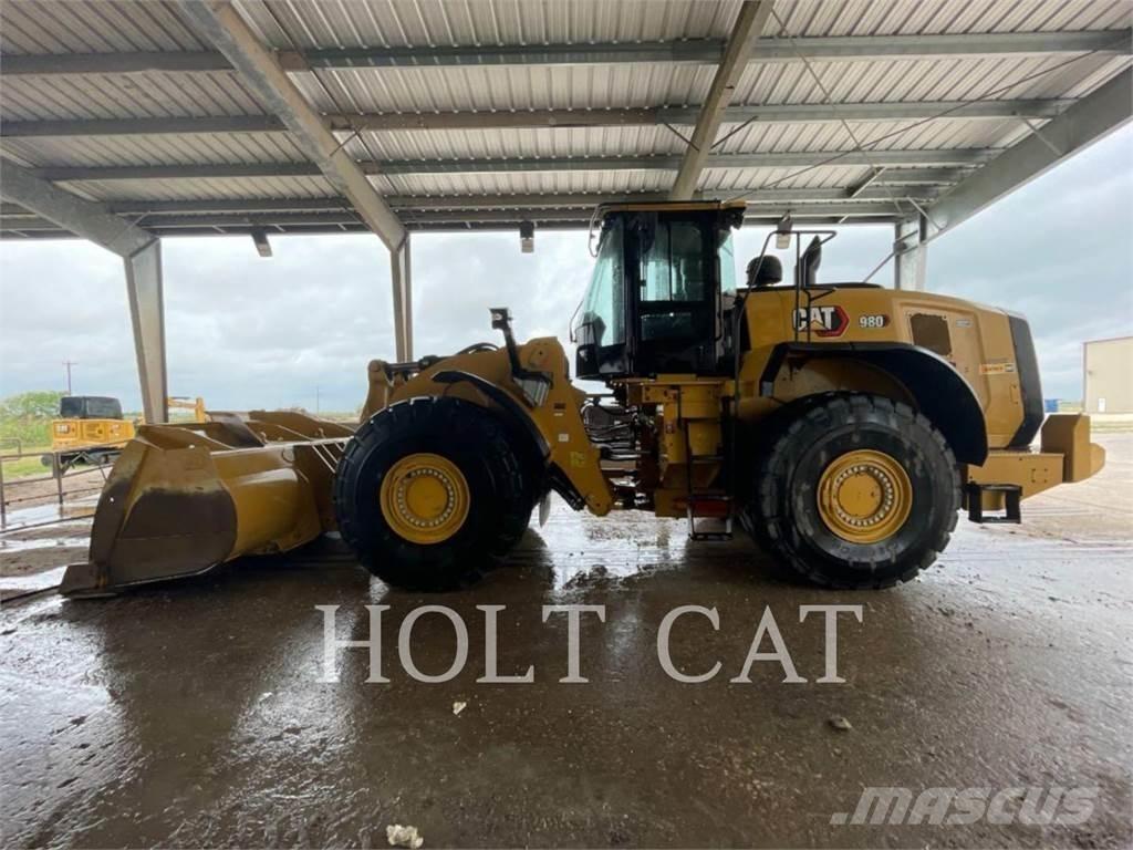 CAT 980 Колесни товарачи