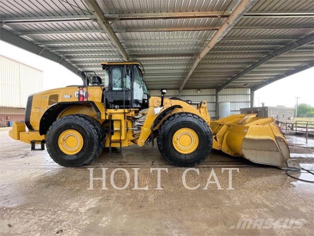 CAT 980 Колесни товарачи