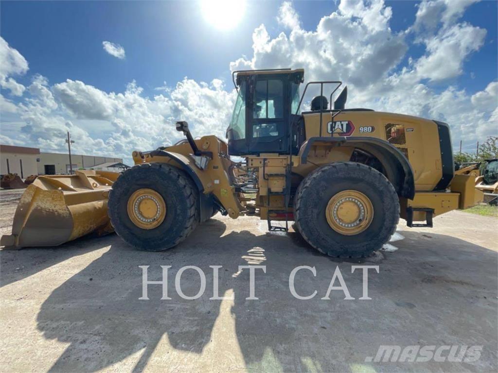 CAT 980 Колесни товарачи