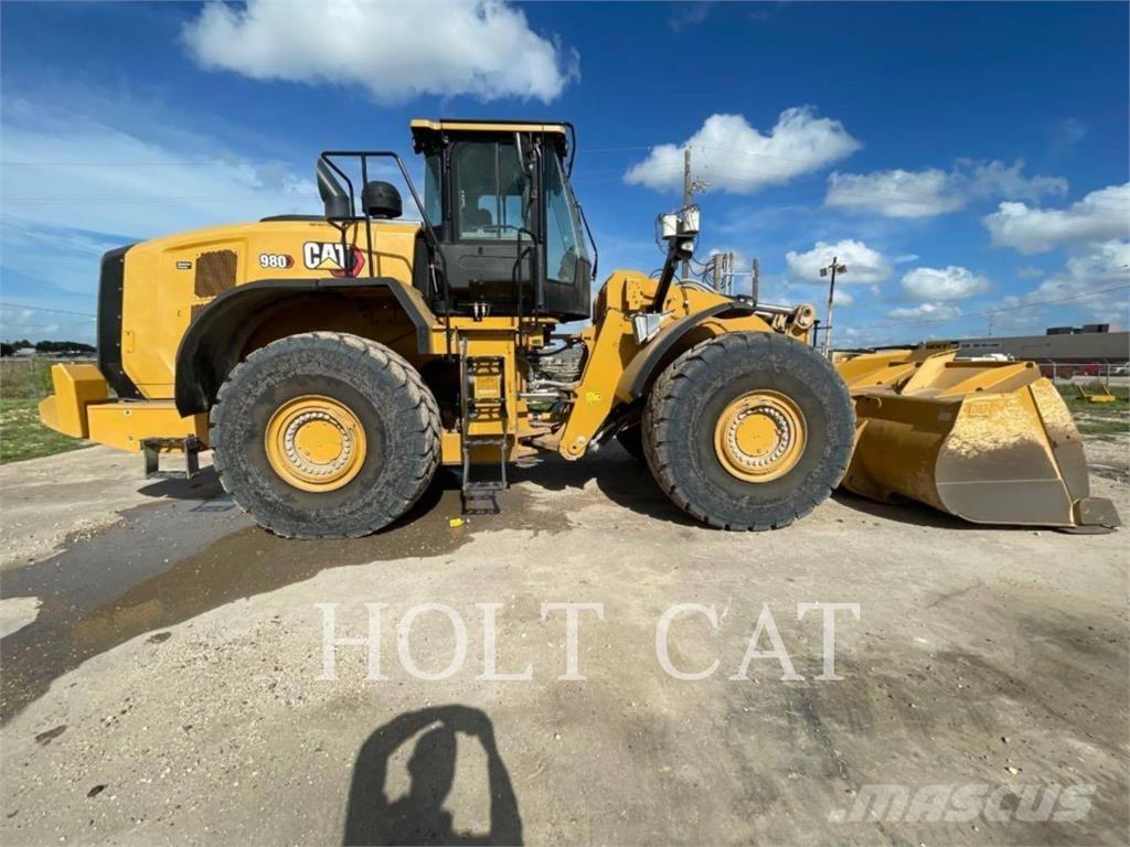 CAT 980 Колесни товарачи