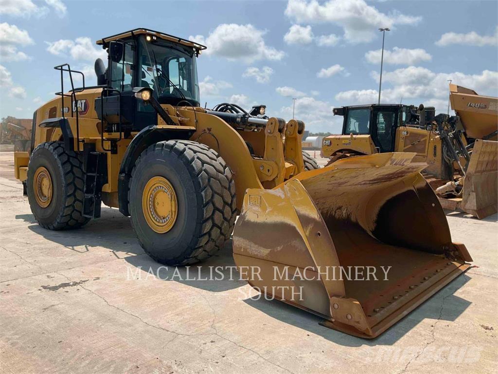 CAT 980 Колесни товарачи