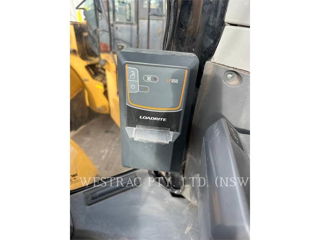 CAT 980-14 Колесни товарачи