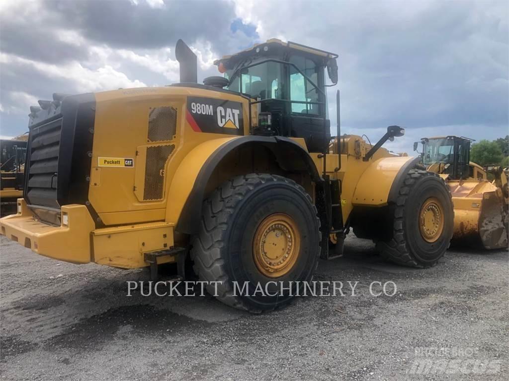 CAT 980 M Колесни товарачи