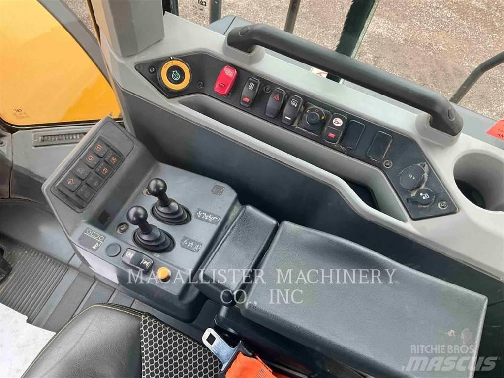 CAT 980 XE Колесни товарачи