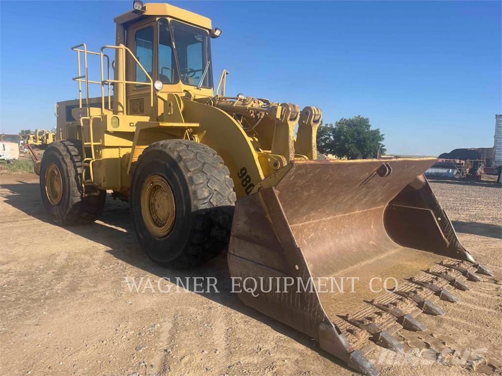 CAT 980C Колесни товарачи