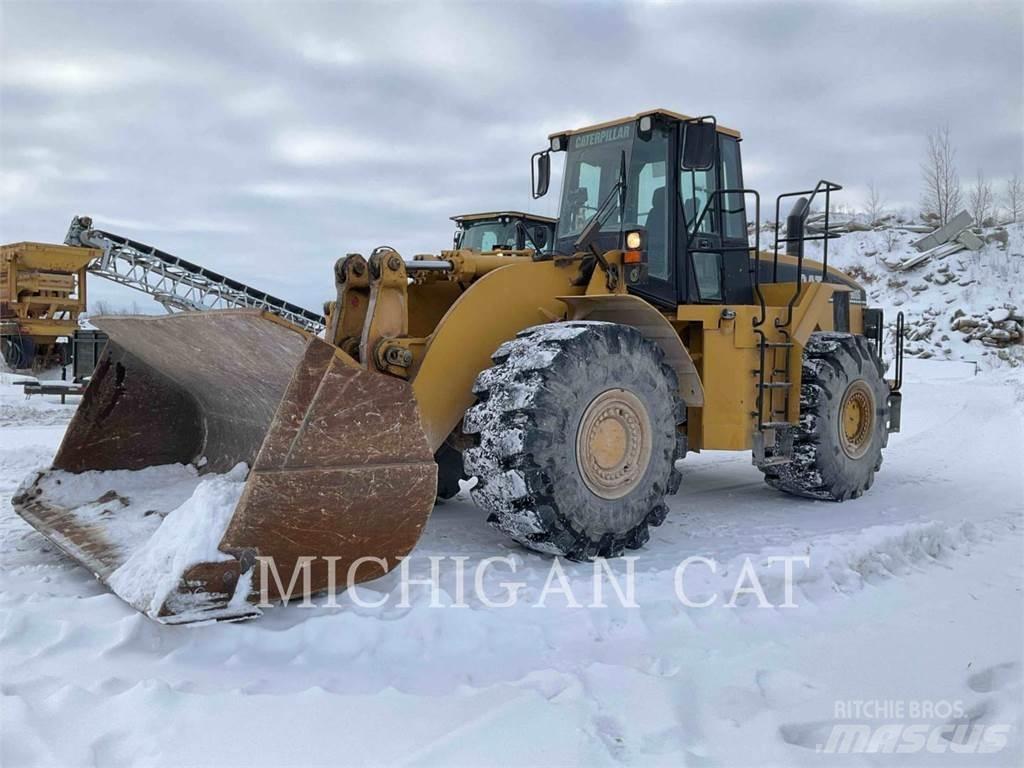 CAT 980G Колесни товарачи