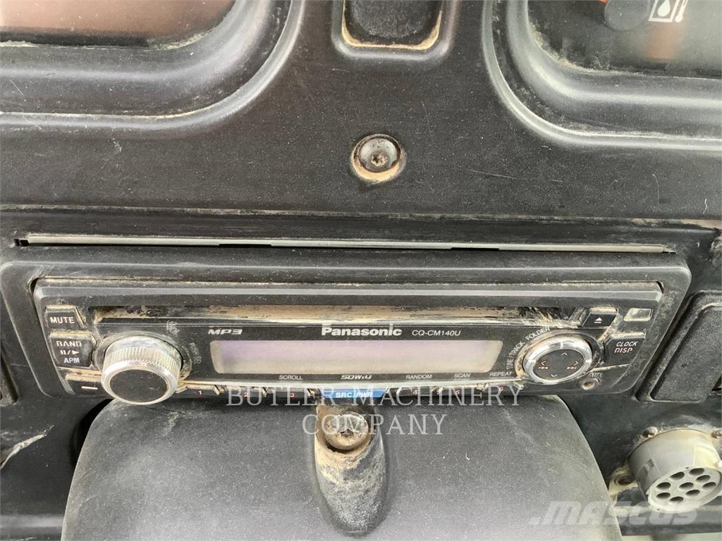 CAT 980G Колесни товарачи