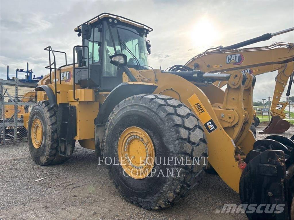 CAT 980M Колесни товарачи