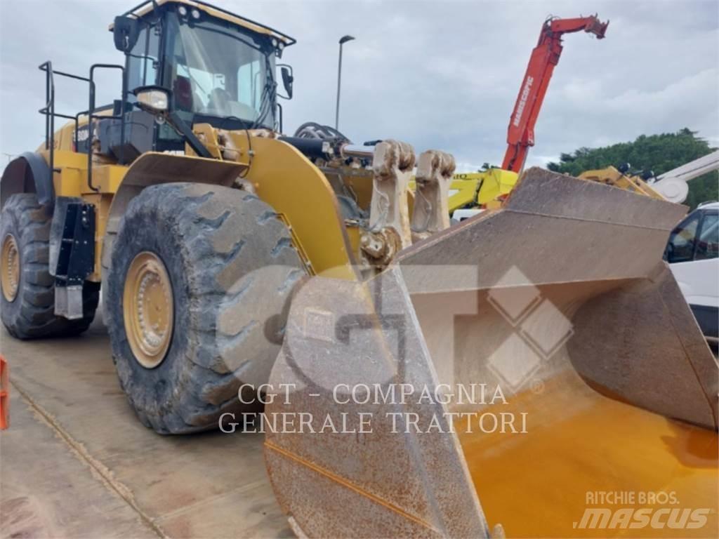 CAT 980M Колесни товарачи