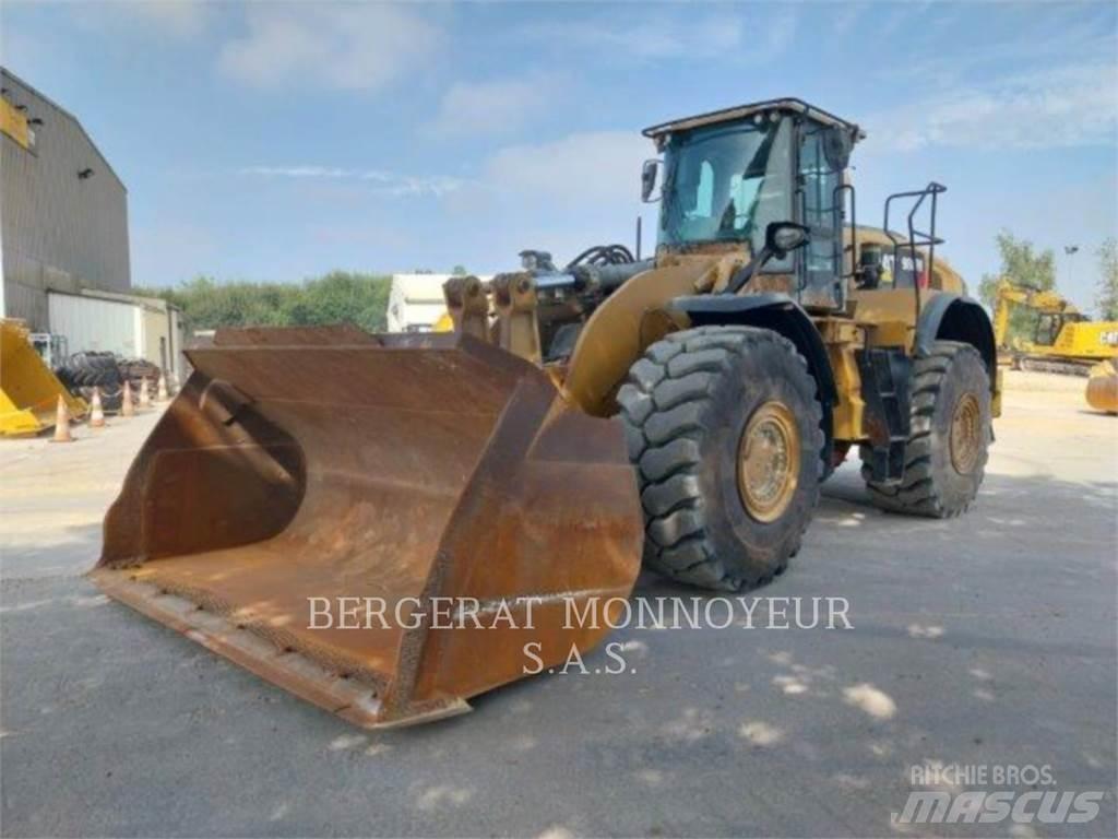 CAT 980M Колесни товарачи