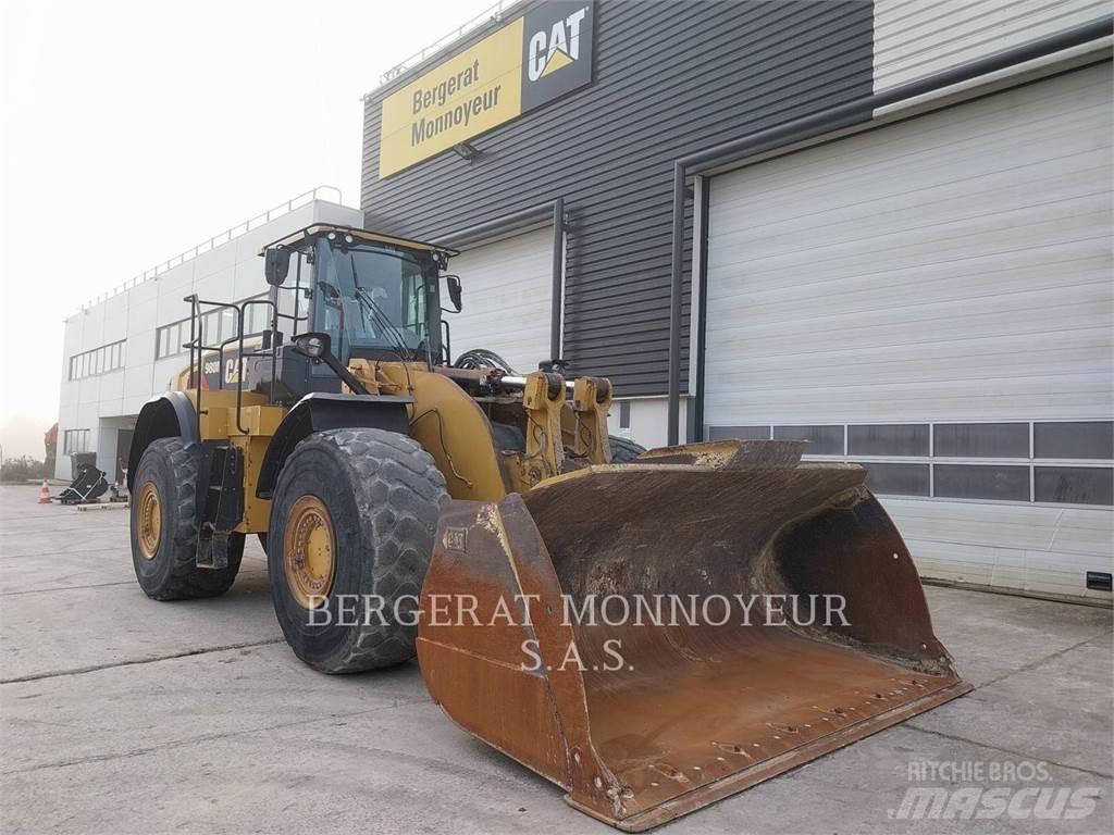 CAT 980M Колесни товарачи