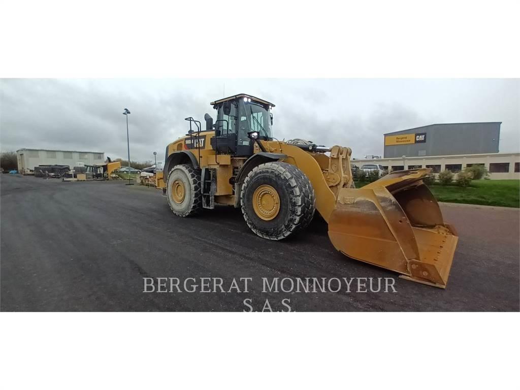 CAT 980M Колесни товарачи