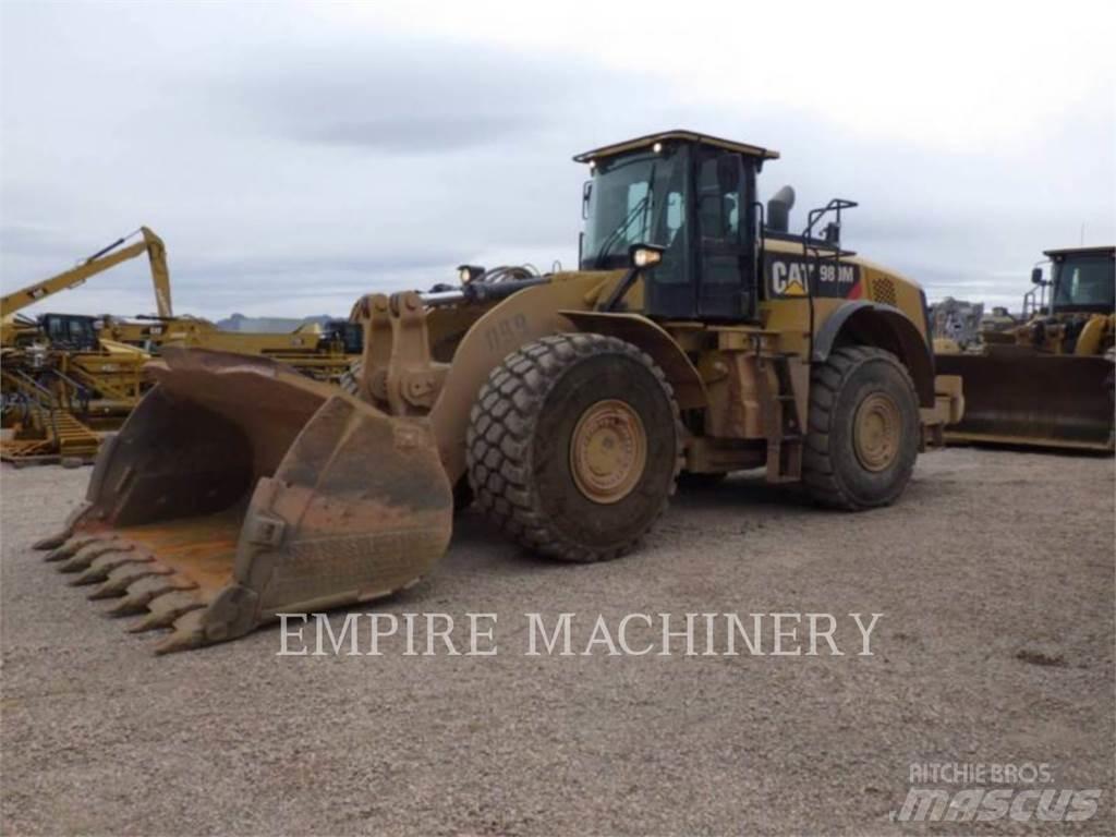 CAT 980M Колесни товарачи