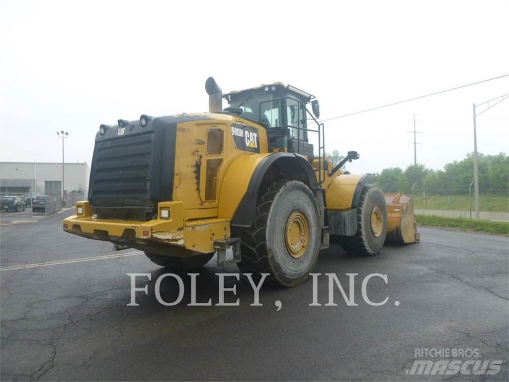 CAT 980M Колесни товарачи