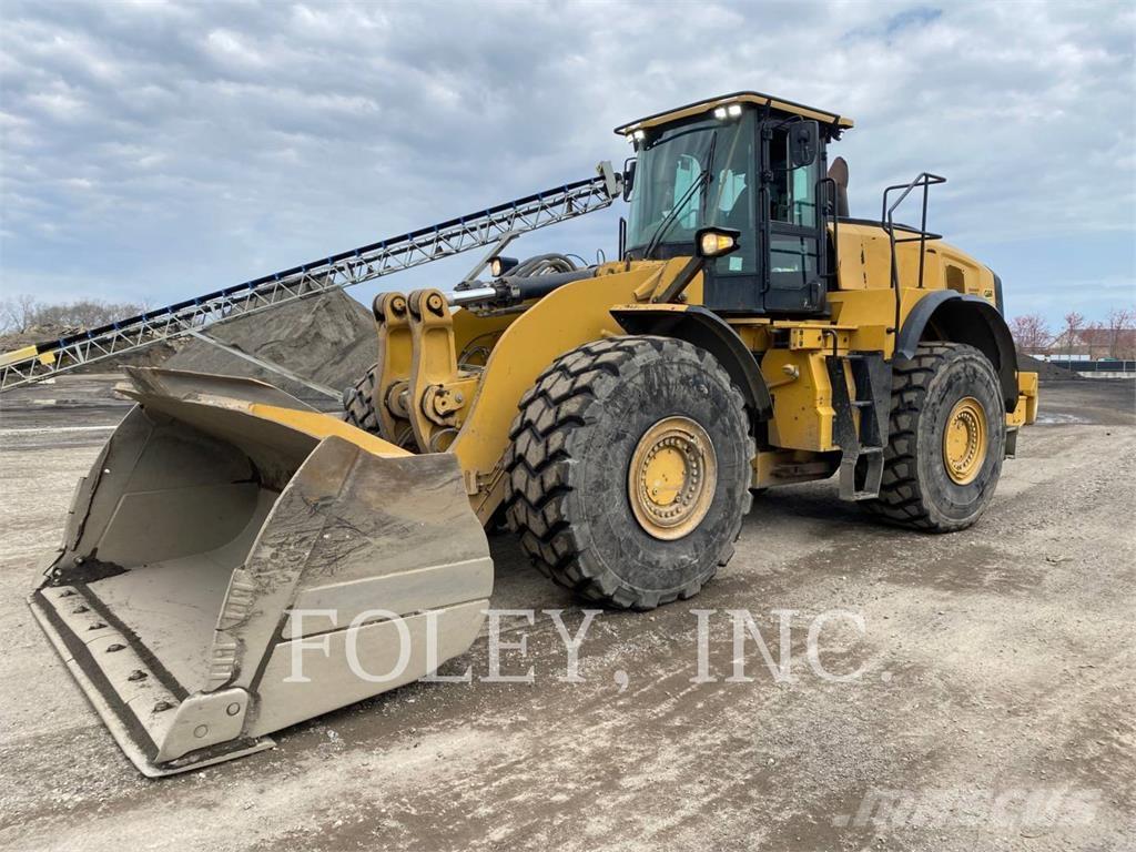 CAT 980M Колесни товарачи
