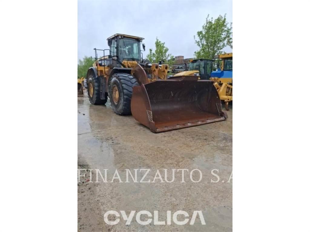 CAT 980M Колесни товарачи