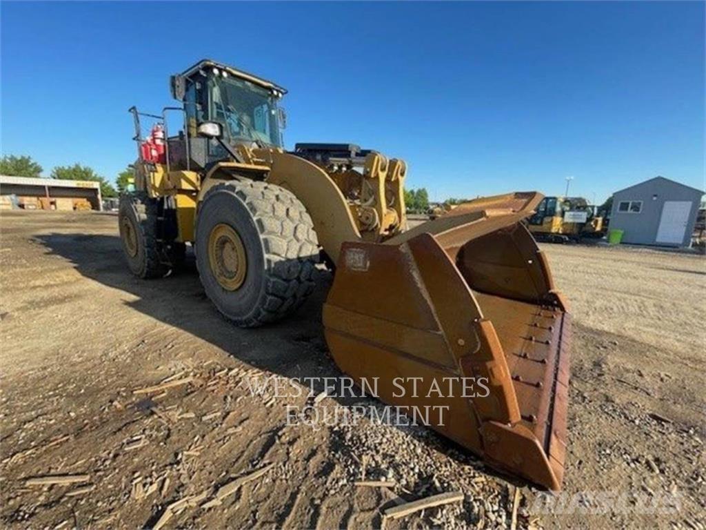 CAT 980M Колесни товарачи