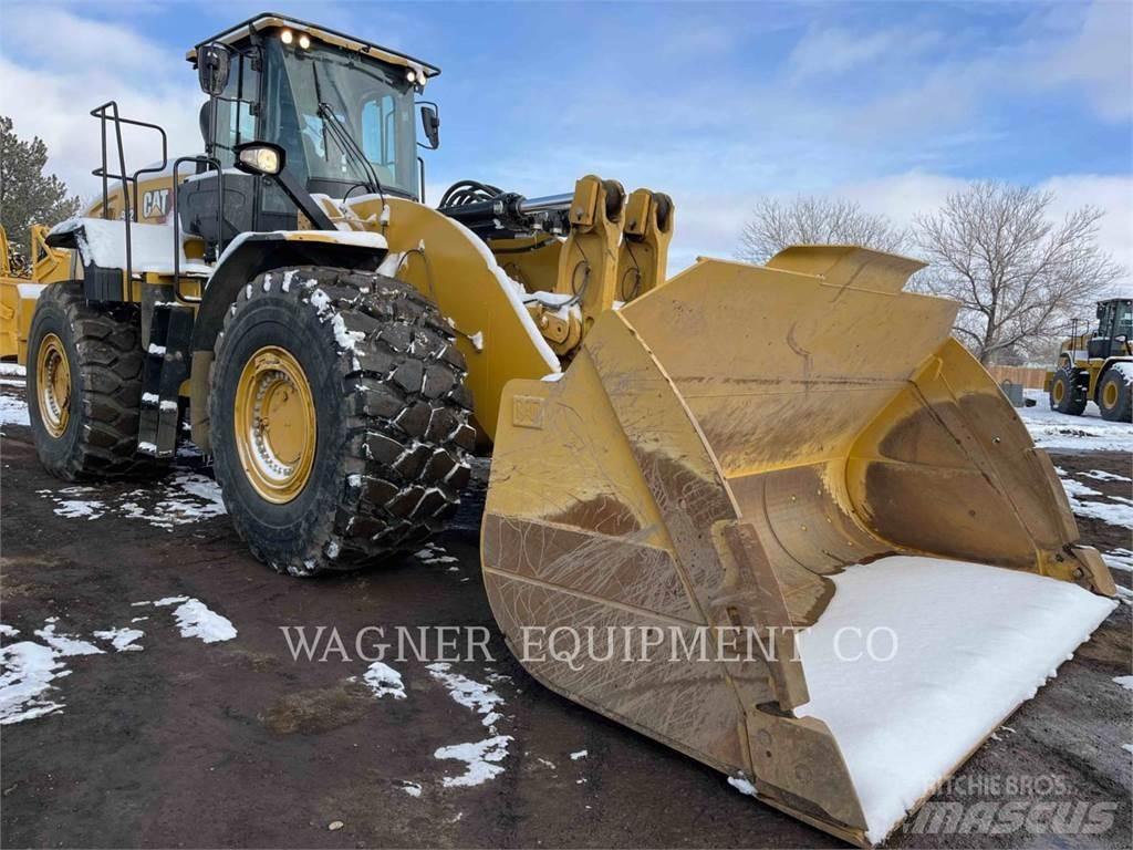 CAT 982 Колесни товарачи