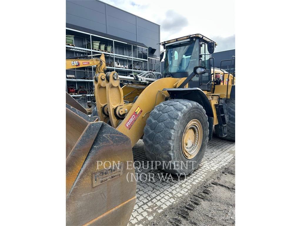 CAT 982-14 Колесни товарачи