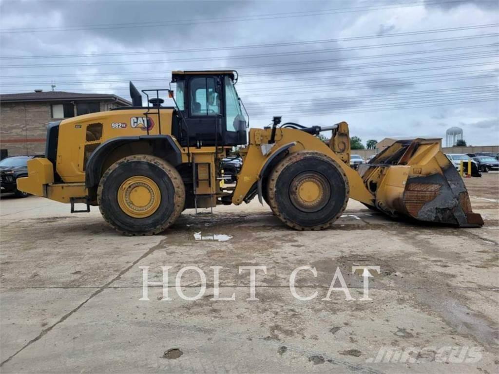 CAT 982 XE Колесни товарачи