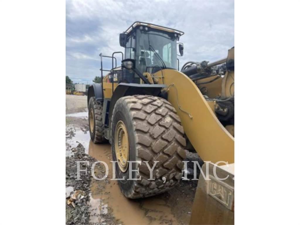 CAT 982M Колесни товарачи